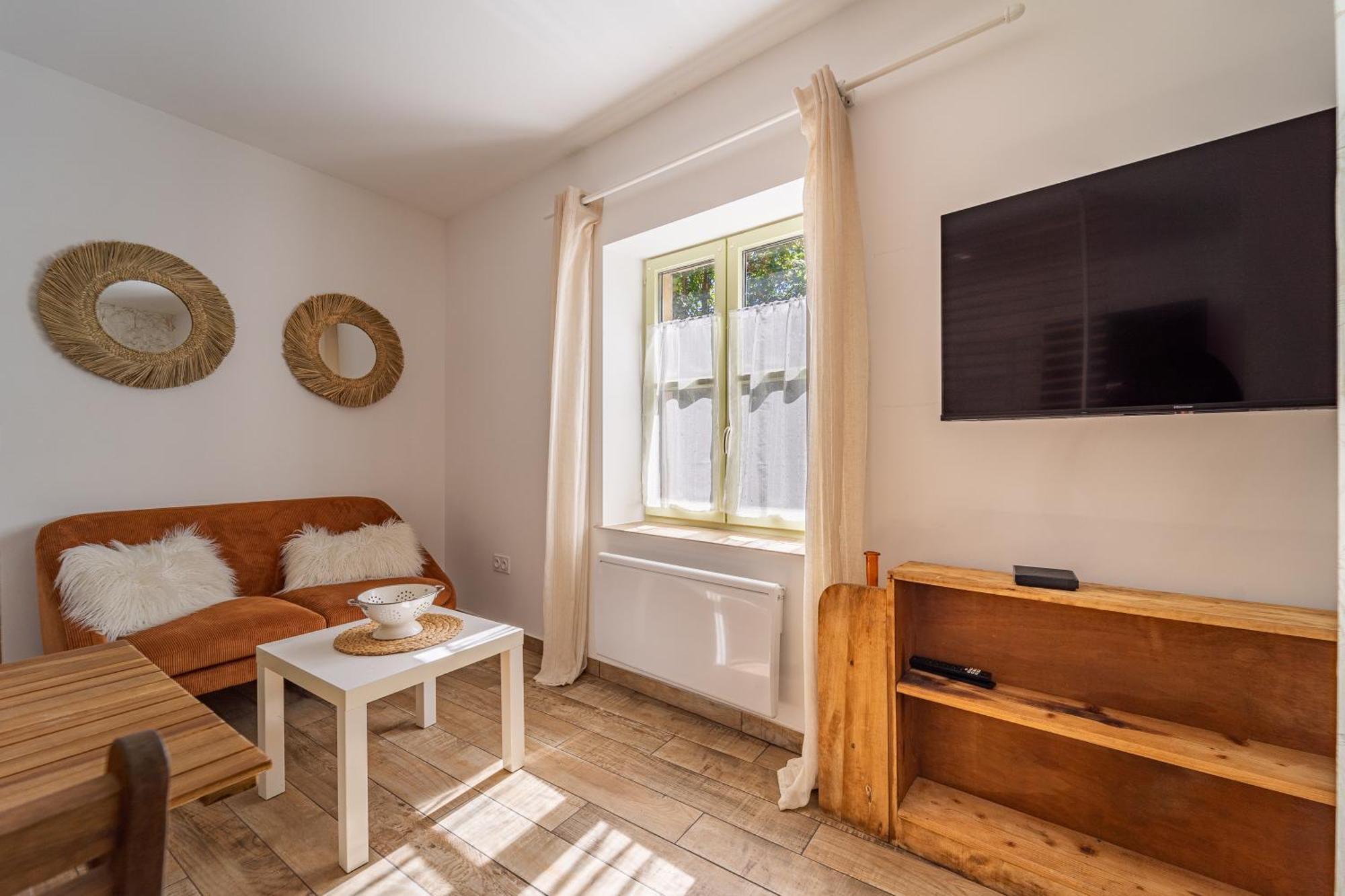 Cosy Room'S Frontonas Екстериор снимка